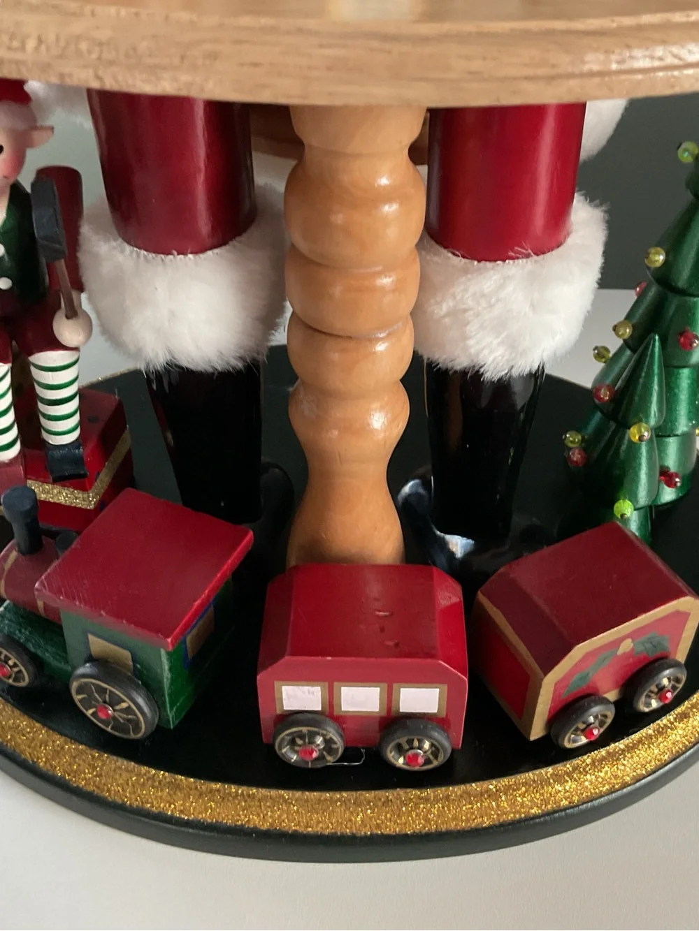 Vintage Bombay Company Santa's Workshop Wooden Nutcracker with Original Box
